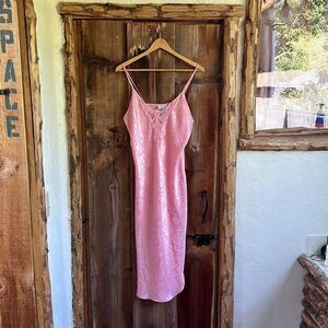 Women's Vintage Satin Dress teddy pink Size Medium Floral Lace V Neck